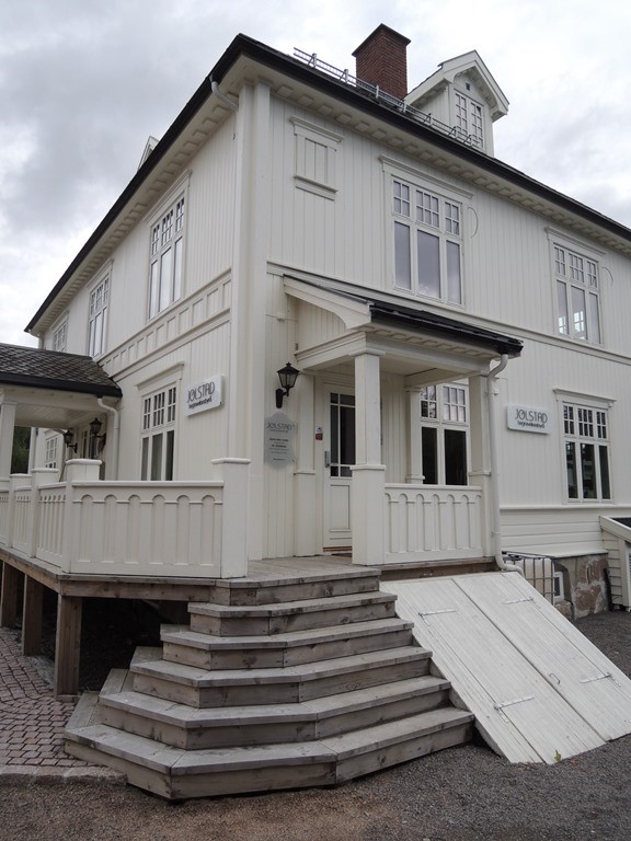 Jølstad Lunner lokale