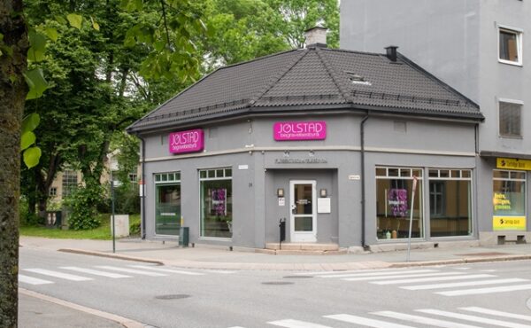 Lokale begravelsesbyråer i Drammen